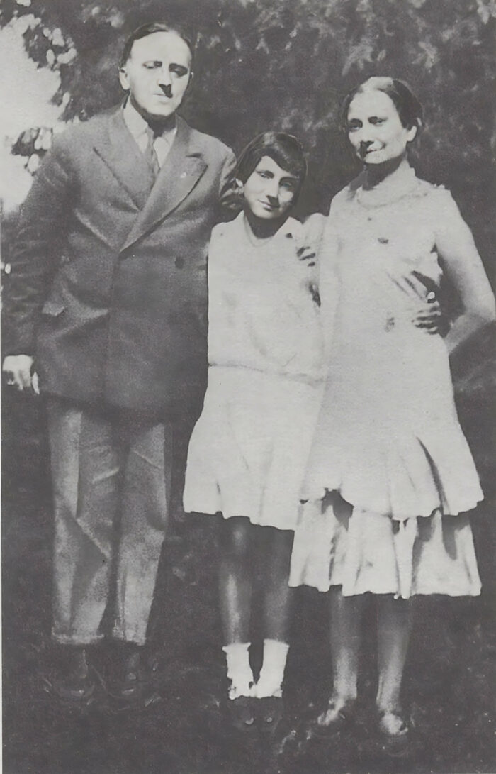 Familienfoto, Sommer 1931 in Štrbské Pleso, damalige Tschechoslowakei (optimiert mit Remini AI)